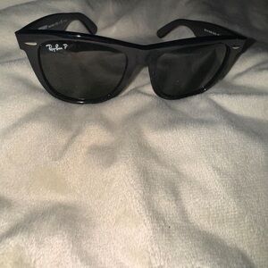 Ray-Ban Classic Black Sunglasses